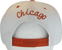 Chicago City Name Offset Script Snapback Baseball Cap (White/Red)