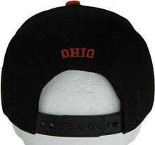 Ohio Diagonal Split Color Font Snapback Baseball Cap (Black/Red)