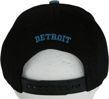 Detroit City Name Diagonal Split Color Font Snapback Baseball Cap (Black/Teal)