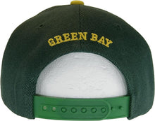 Green Bay City Name Diagonal Split Color Font Snapback Baseball Cap (Green/Gold)