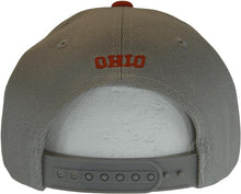 Ohio Diagonal Split Color Font Snapback Baseball Cap (Gray/Red)